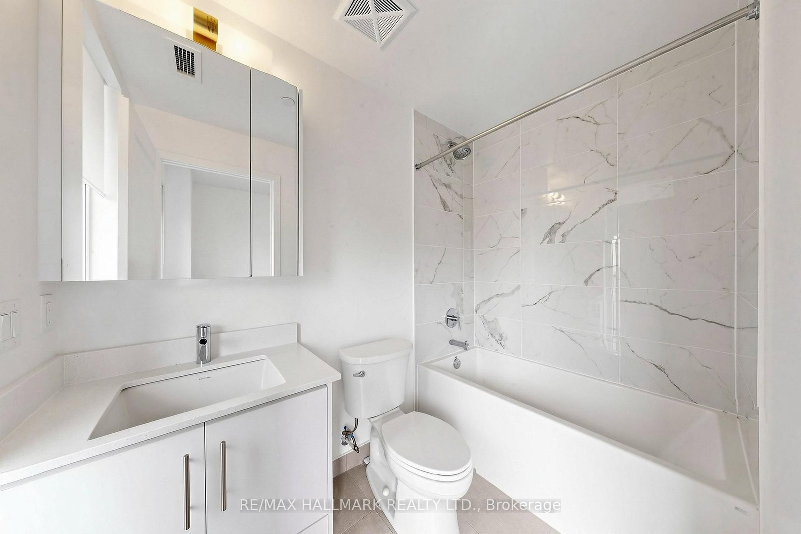 105 Oneida Crescent • #2603 • Richmond Hill, ON photo 26
