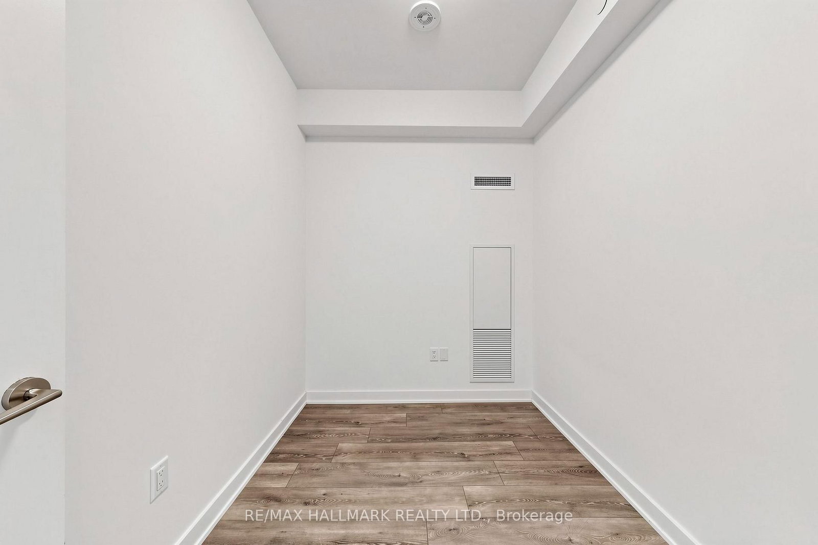 105 Oneida Crescent • #2603 • Richmond Hill, ON photo 32