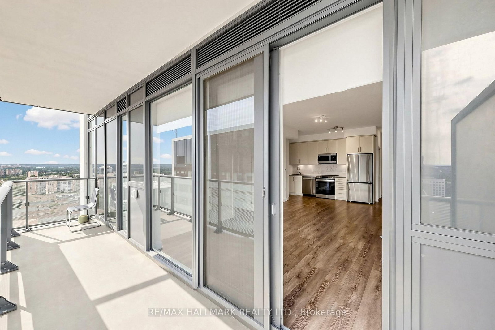105 Oneida Crescent • #2603 • Richmond Hill, ON photo 39