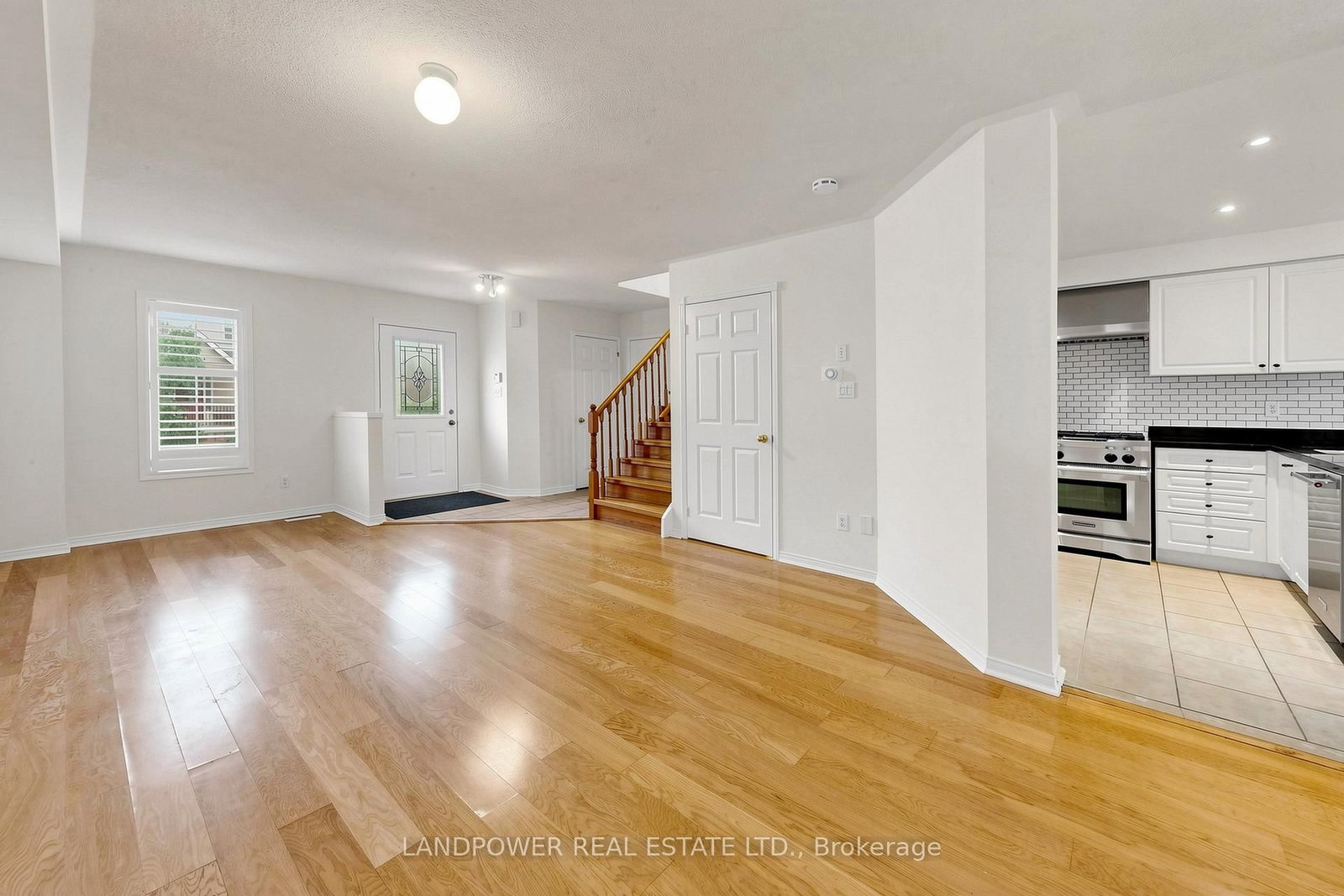 1 Bruce Creek Drive • Markham, ON photo 4