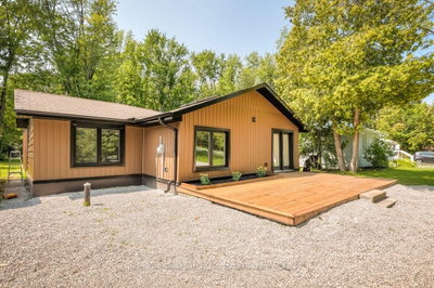26826 Park Road • Georgina, ON photo 4