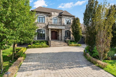 45 Crestwood Road • Vaughan, ON