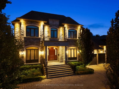 45 Crestwood Road • Vaughan, ON