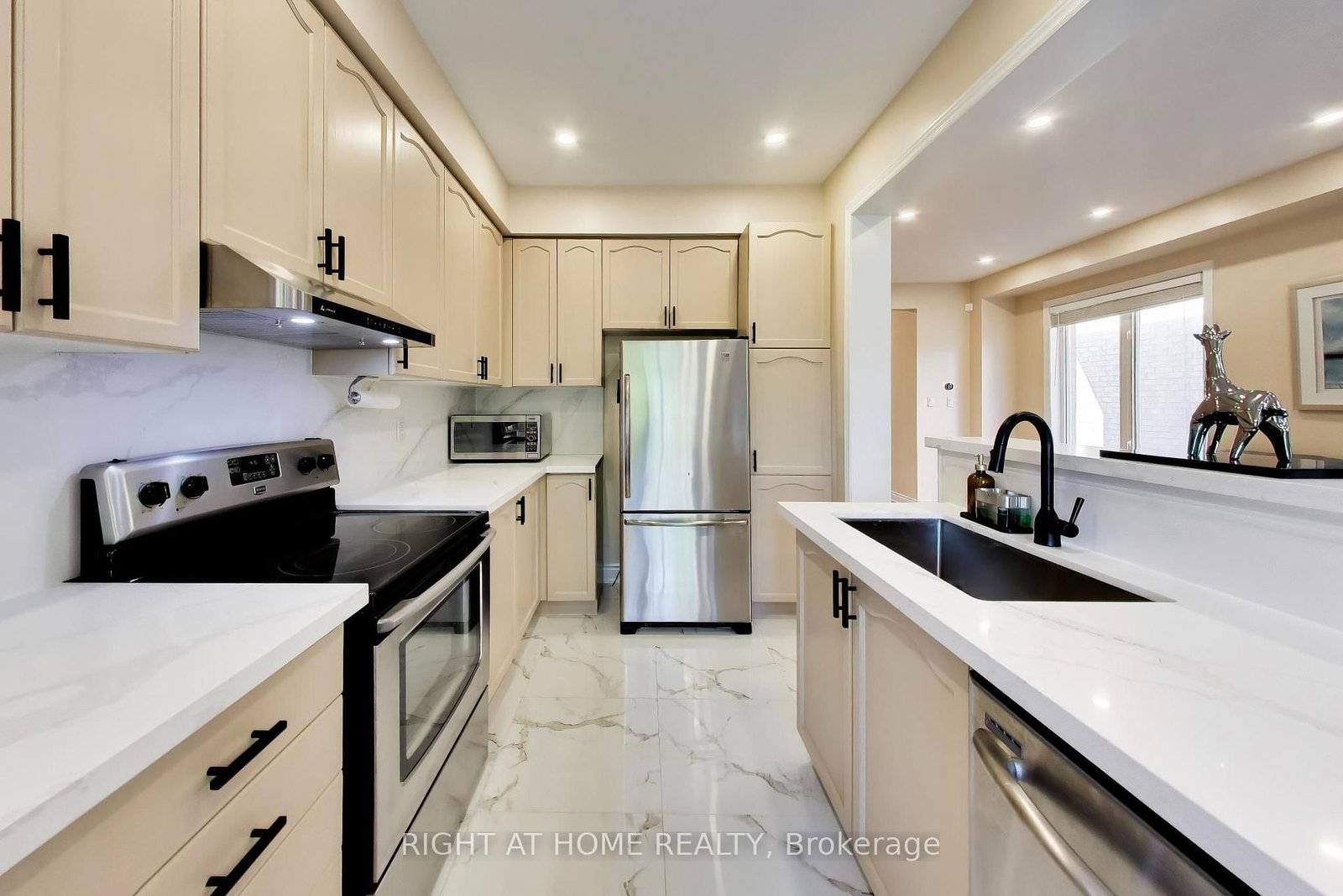237 Terra Road • Vaughan, ON photo 11
