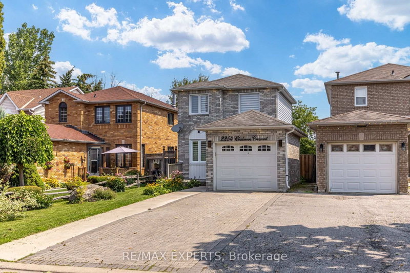 2254 Chalmers Crescent