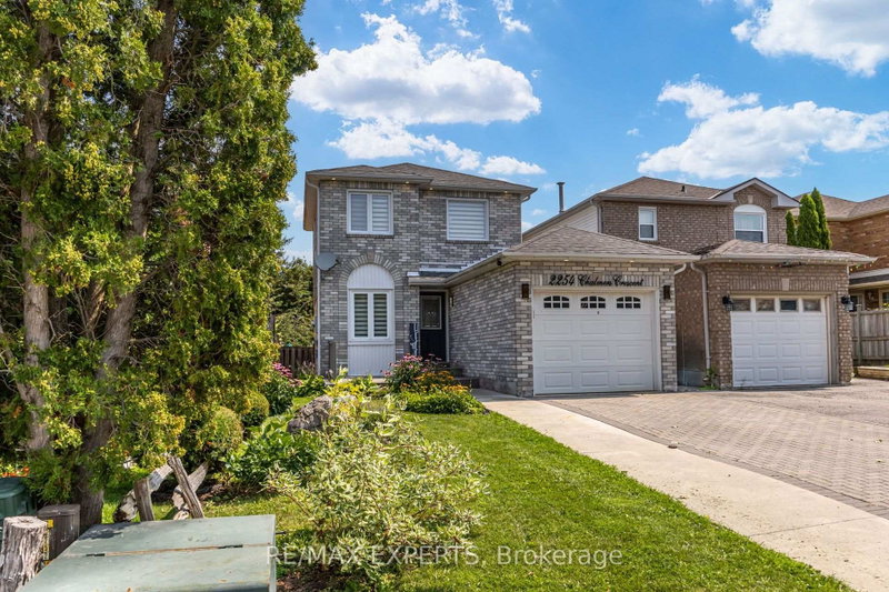 2254 Chalmers Crescent