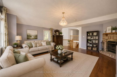 25 Westmoreland Court • Markham, ON photo 7