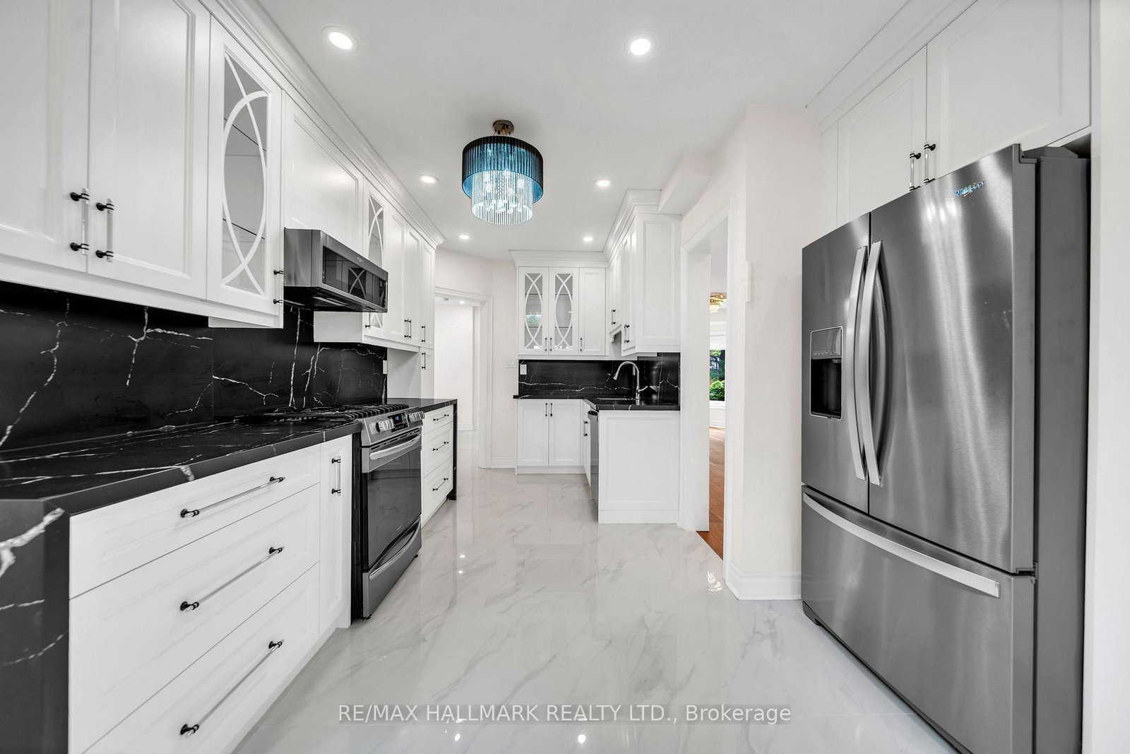 872 Hilton Boulevard • Newmarket, ON photo 17
