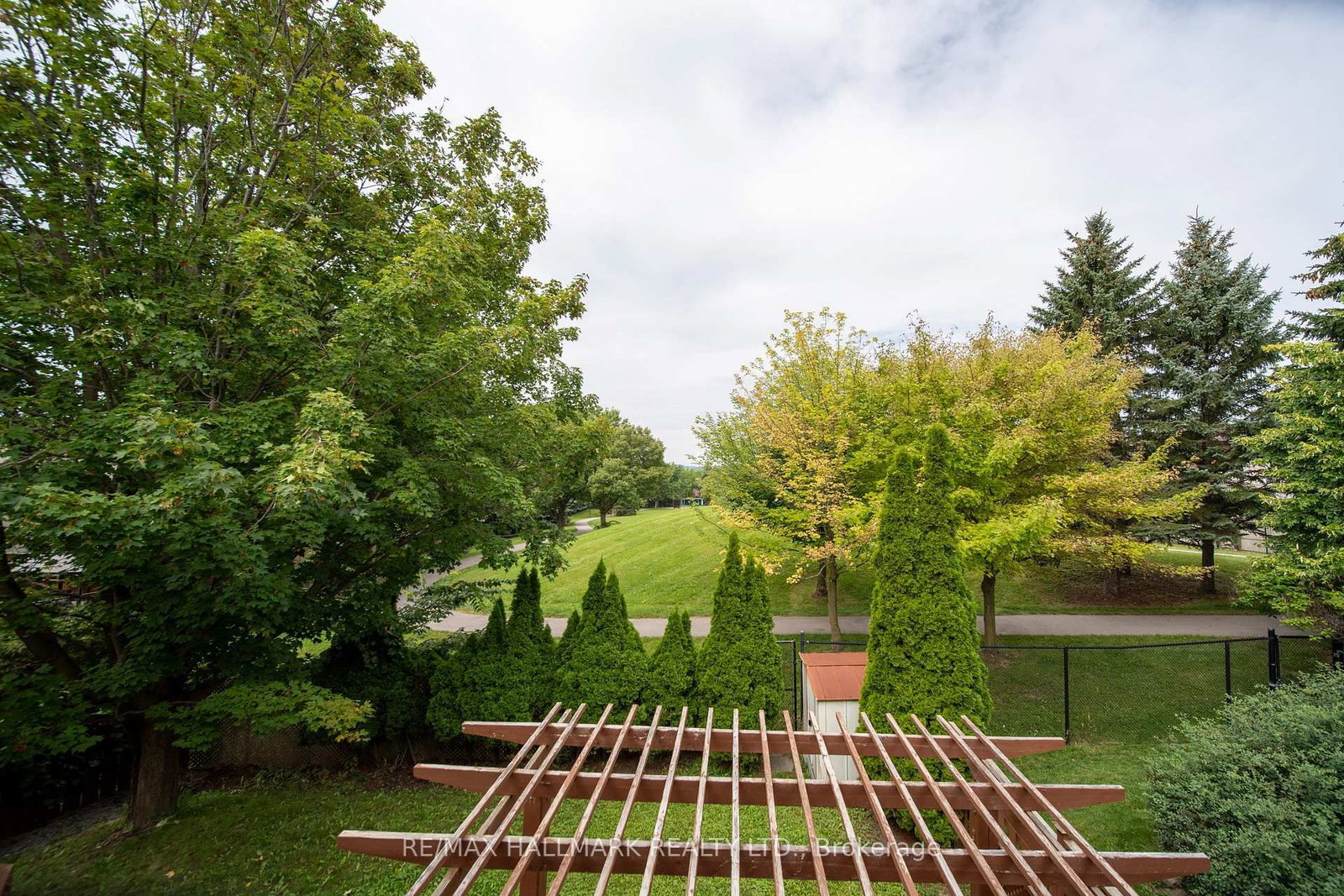 872 Hilton Boulevard • Newmarket, ON photo 34