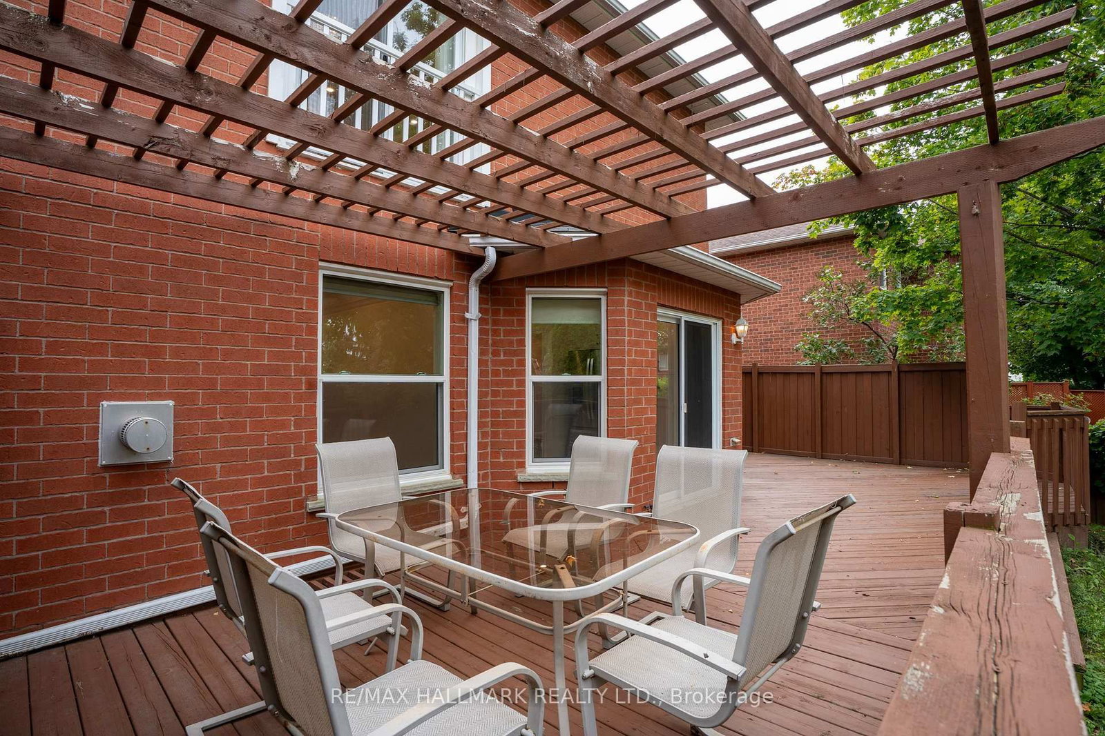 872 Hilton Boulevard • Newmarket, ON photo 43