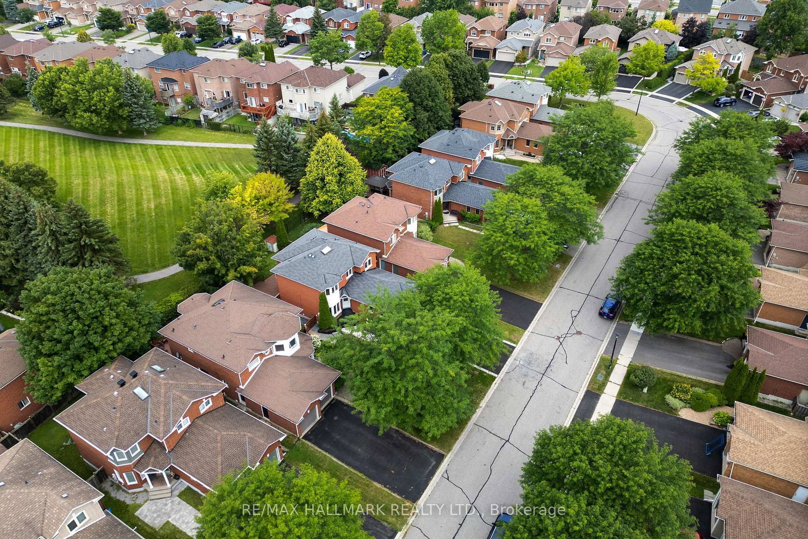 872 Hilton Boulevard • Newmarket, ON photo 49
