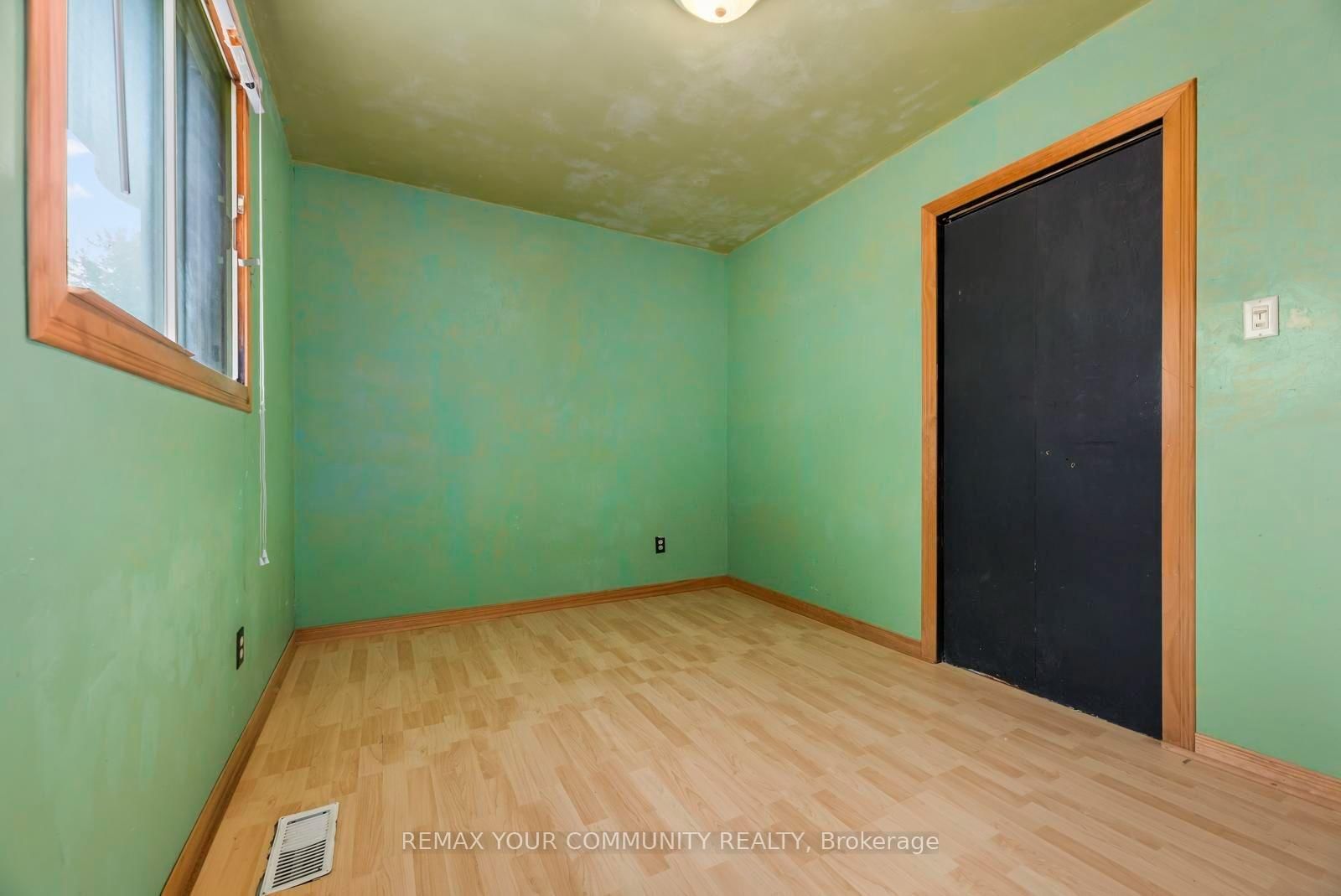 566 Highland Crescent • Brock, ON photo 11