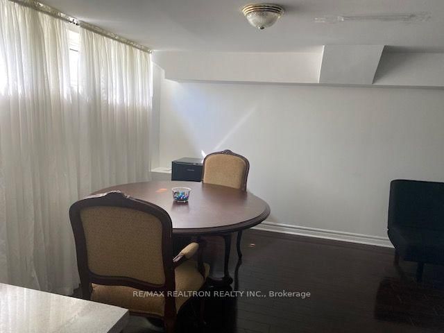 BSMT - 345 Taylor Mills Drive N