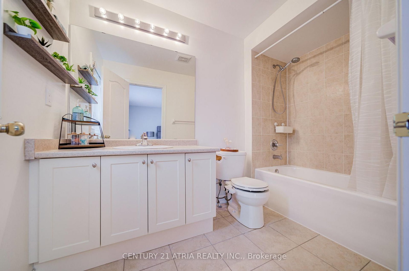 25 Matthewson Avenue • Bradford West Gwillimbury, ON photo 32