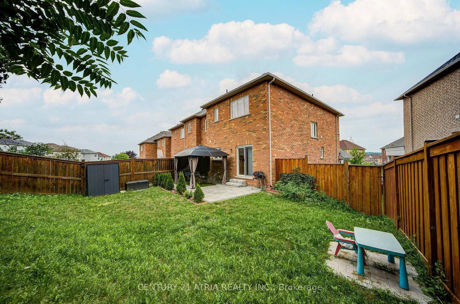 25 Matthewson Avenue • Bradford West Gwillimbury, ON photo 36