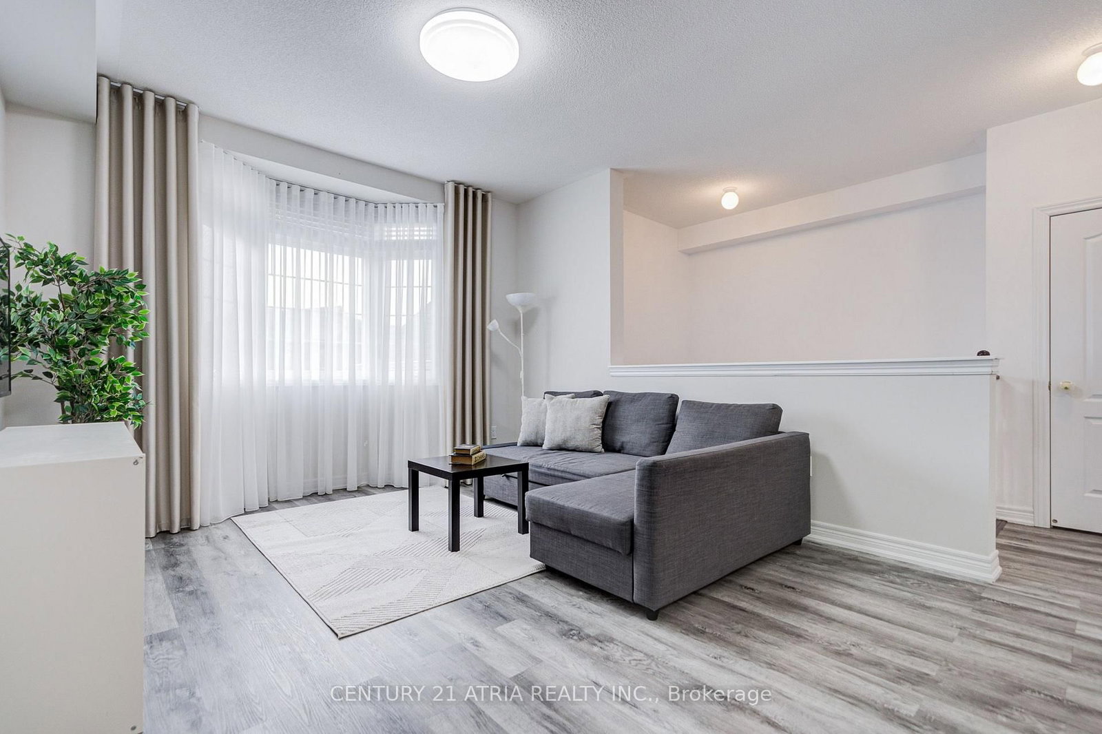 25 Matthewson Avenue • Bradford West Gwillimbury, ON photo 9