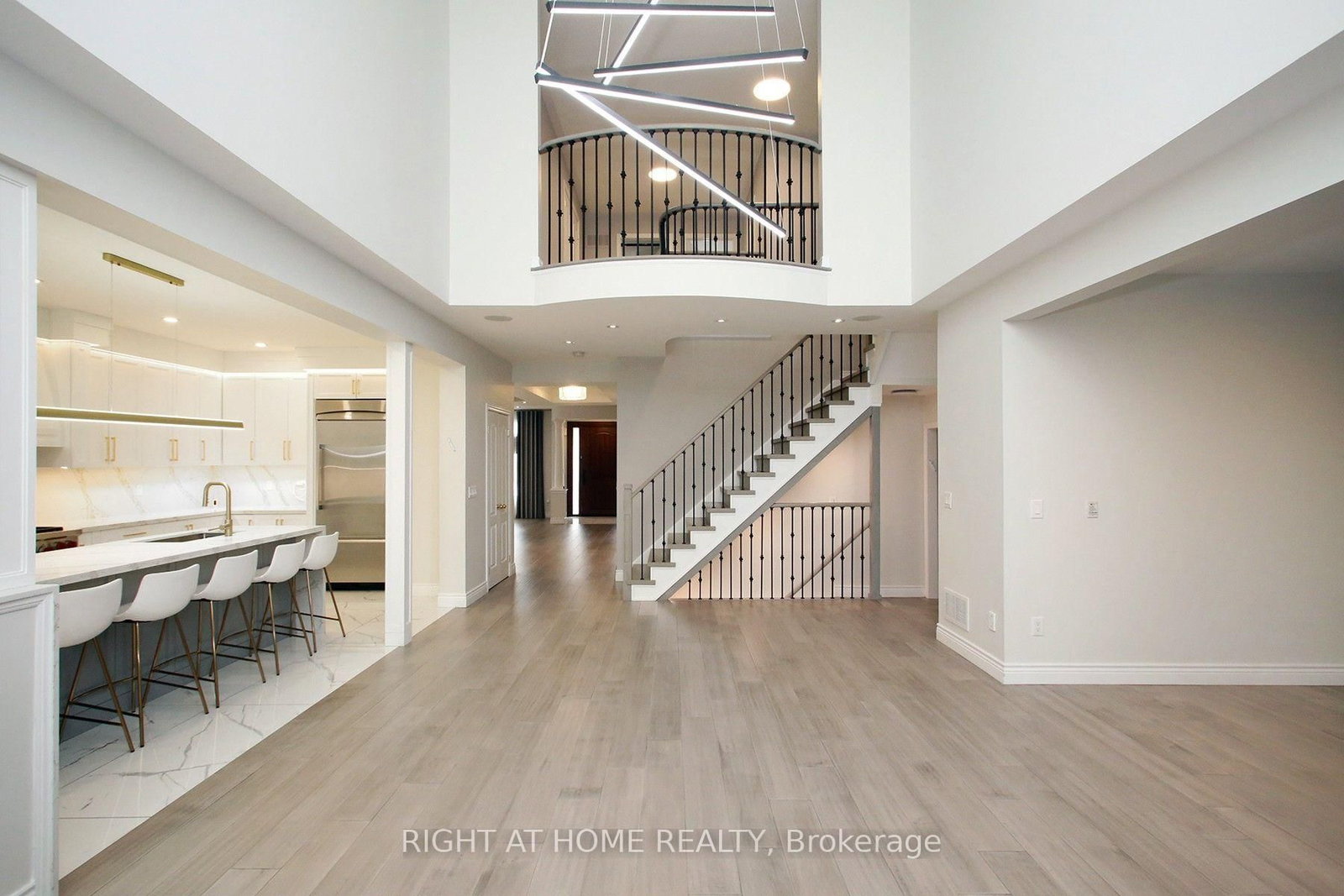 133 Woodville Drive • Vaughan, ON photo 12