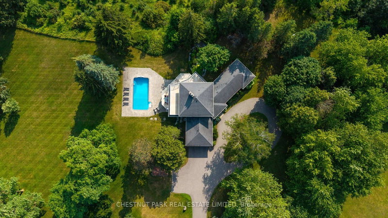 4285 15th Side Road