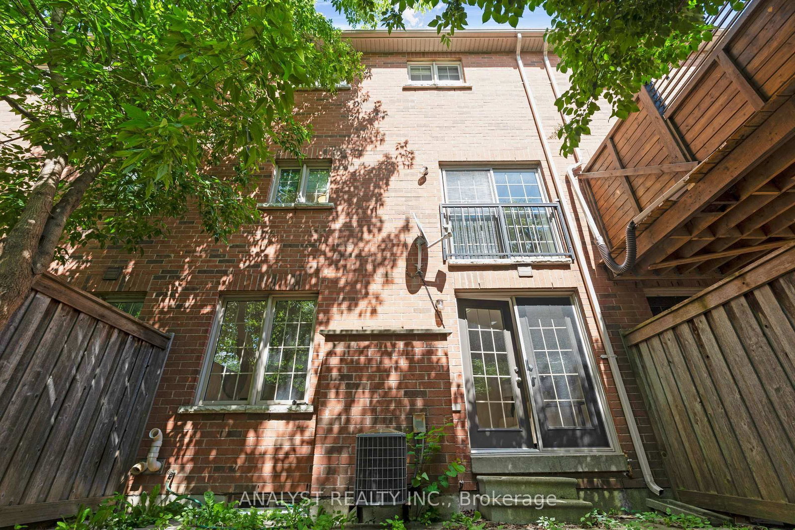 34 George Bogg Road • Vaughan, ON photo 37