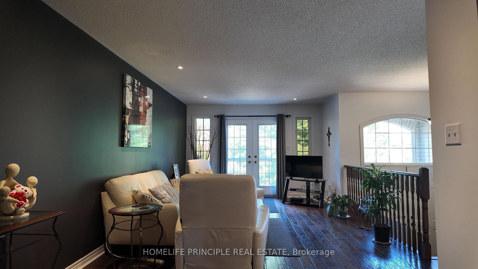 18 D'Amato Crescent E • Vaughan, ON photo 5