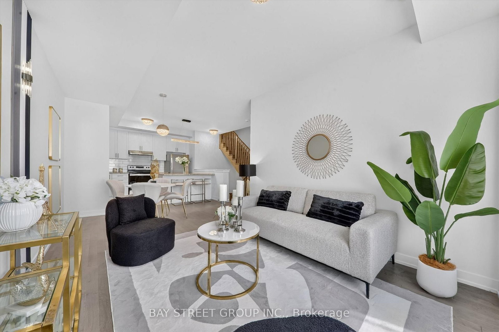 42 HERMAN GILROY Lane • Markham, ON photo 5