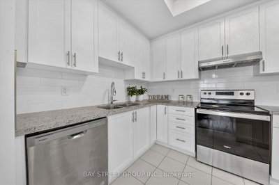 42 HERMAN GILROY Lane • Markham, ON photo 7
