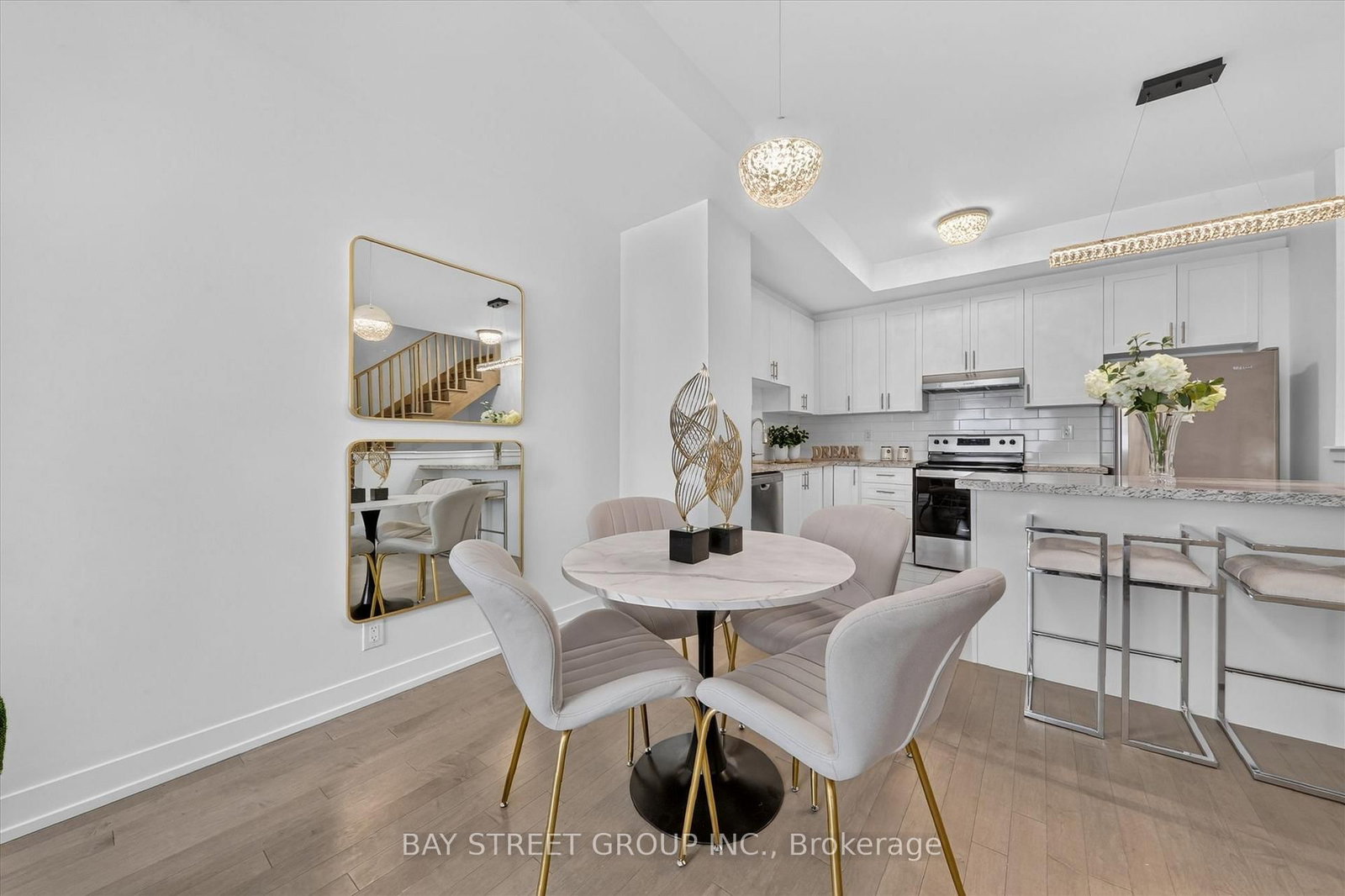 42 HERMAN GILROY Lane • Markham, ON photo 8
