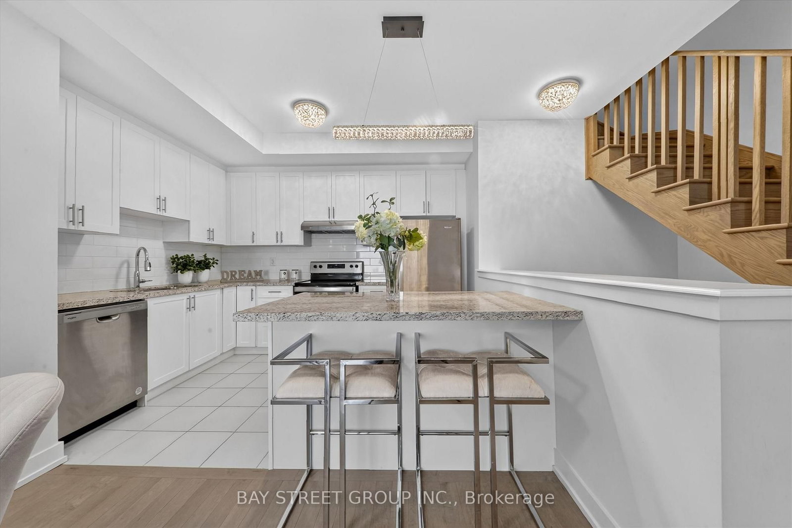 42 HERMAN GILROY Lane • Markham, ON photo 9