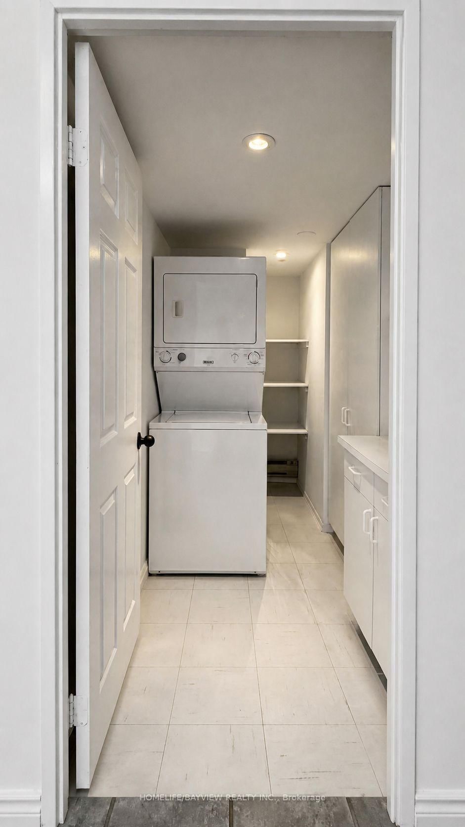 20 Harding Boulevard W • #1103 • Richmond Hill, ON photo 24