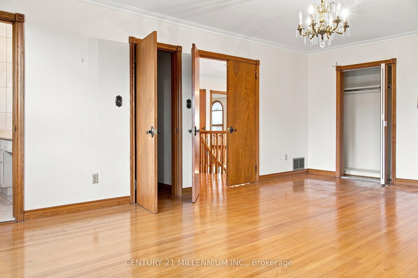 44 Wigwoss Drive • Vaughan, ON photo 15