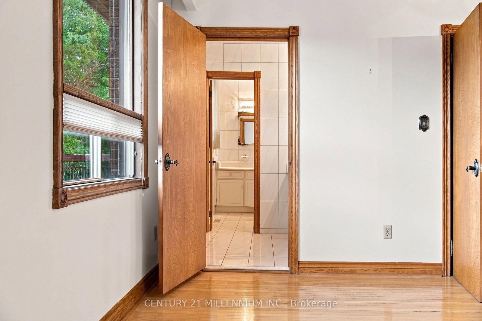 44 Wigwoss Drive • Vaughan, ON photo 16