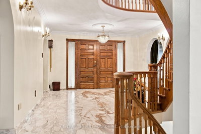44 Wigwoss Drive • Vaughan, ON photo 4