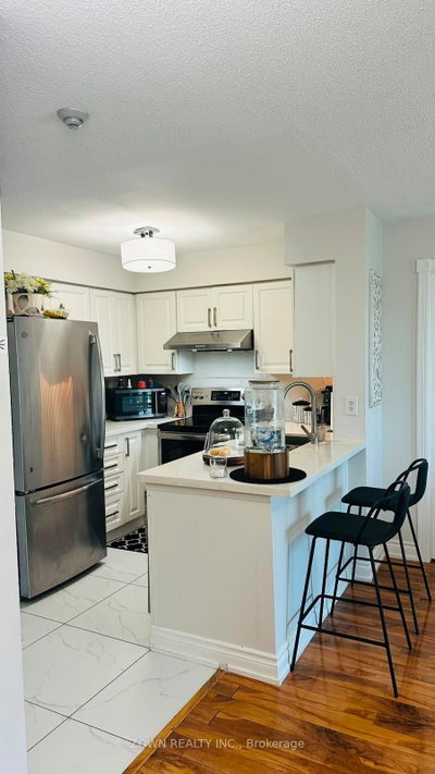 3 Ellesmere Street • #611 • Richmond Hill, ON photo 4