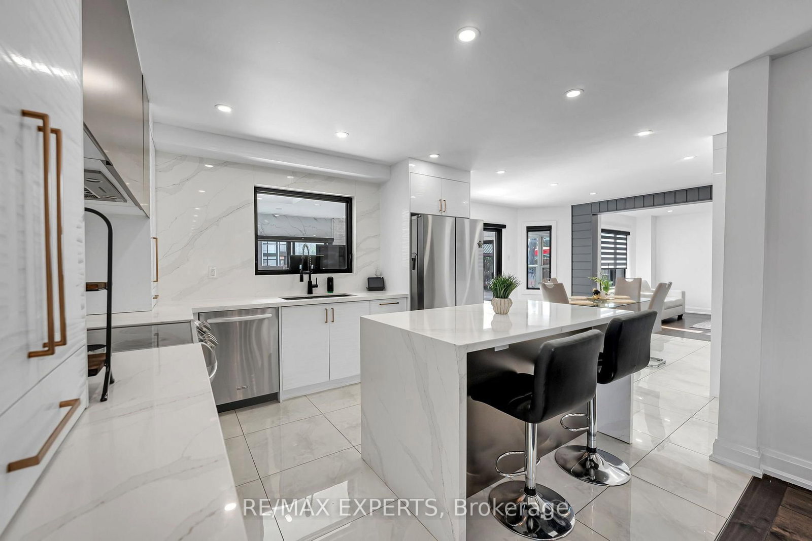 212 Bordeaux Drive • Vaughan, ON photo 14