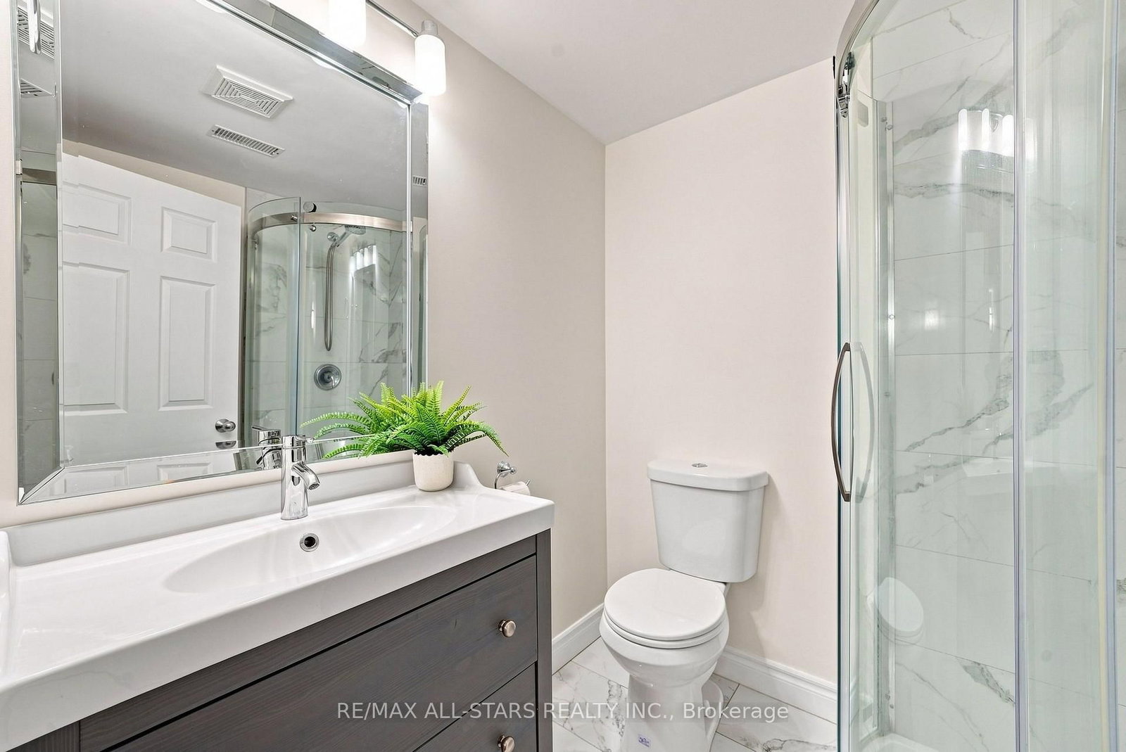 73 Russell Barton Lane • Uxbridge, ON photo 27