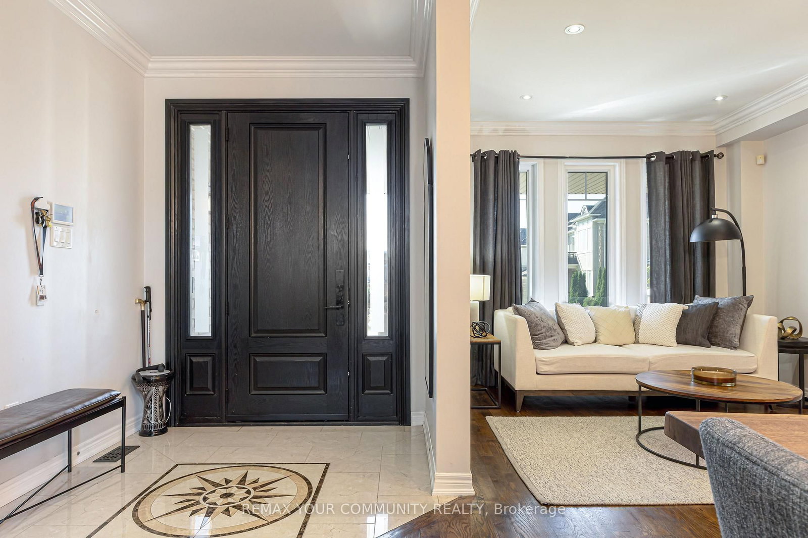 47 Vandervoort Drive • Richmond Hill, ON photo 4