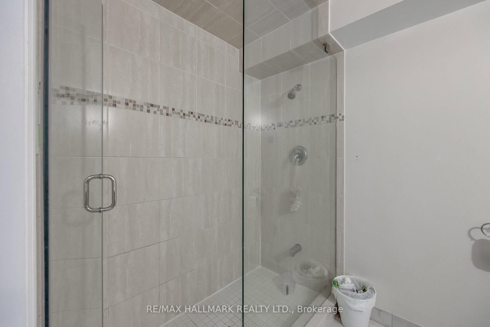 381 St. Joan Of Arc Avenue • Vaughan, ON photo 36