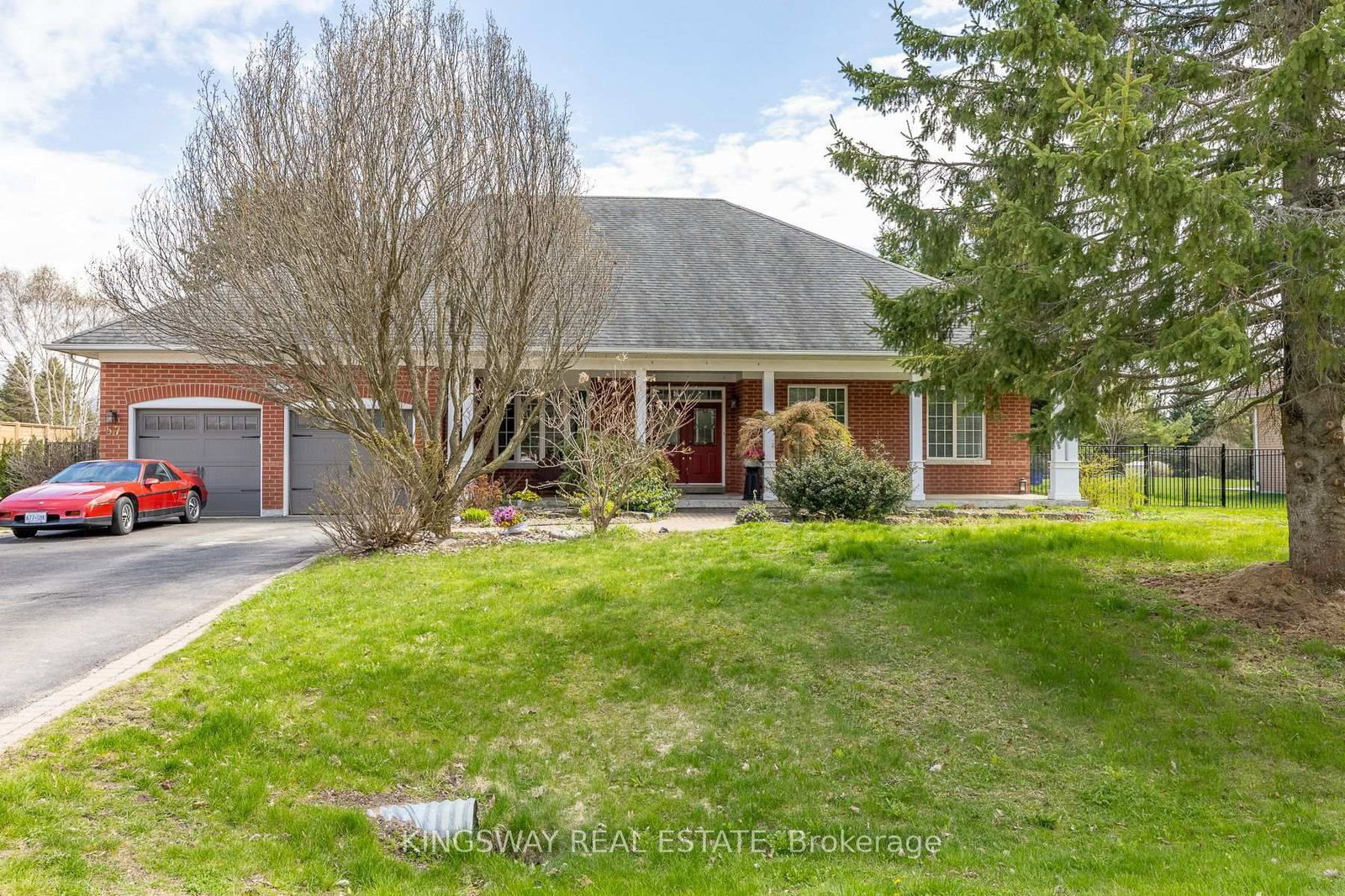 57 McMullen Drive • Whitchurch-Stouffville, ON photo 1
