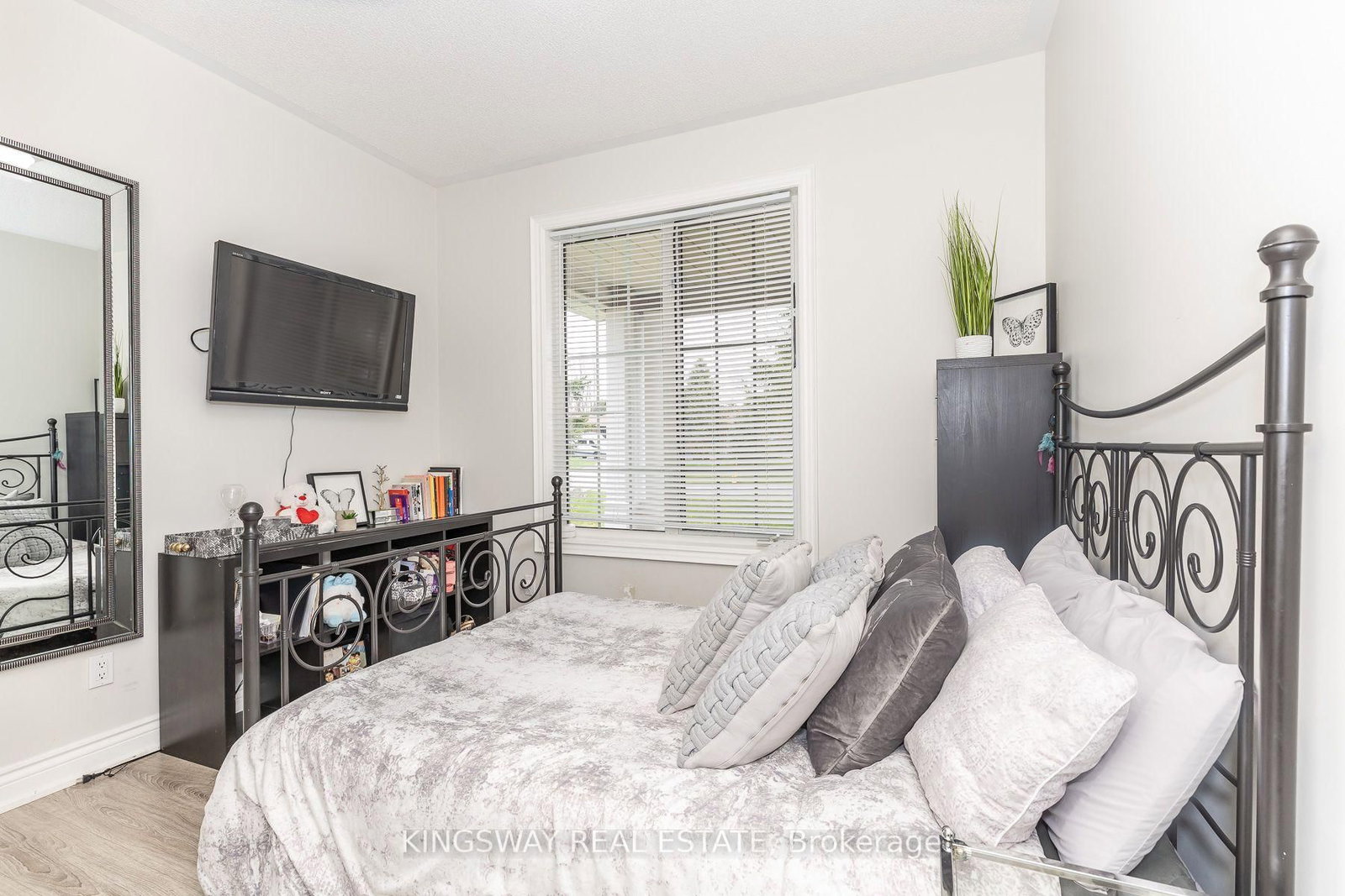 57 McMullen Drive • Whitchurch-Stouffville, ON photo 13