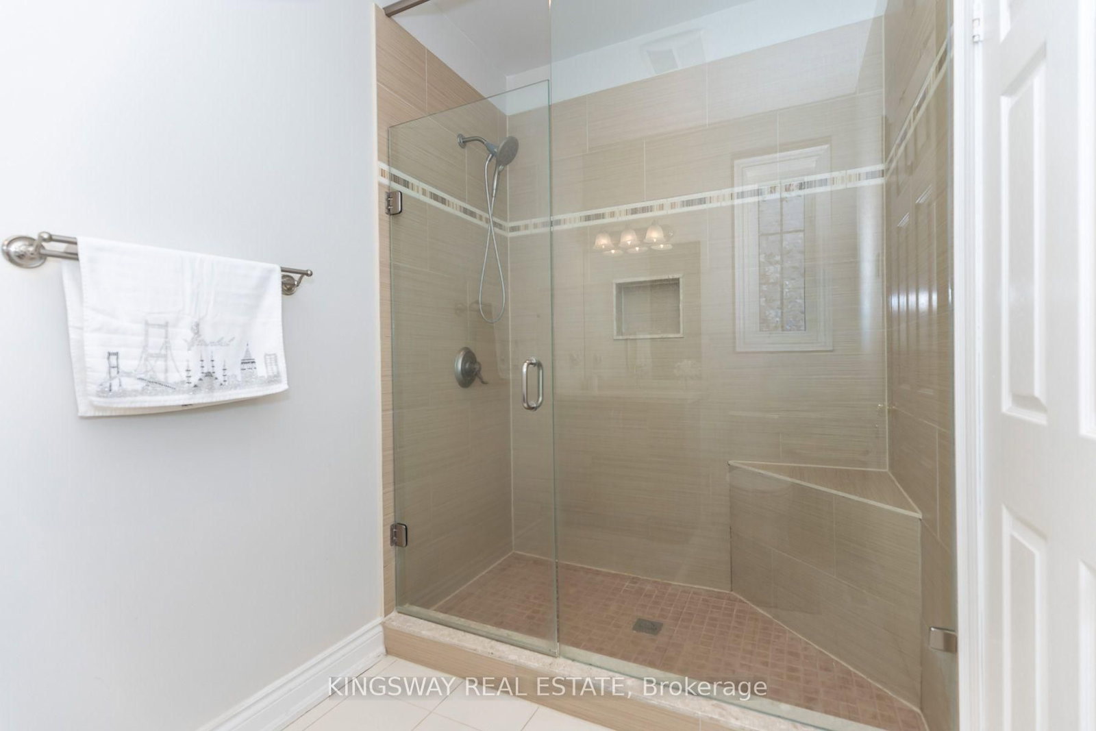 57 McMullen Drive • Whitchurch-Stouffville, ON photo 16