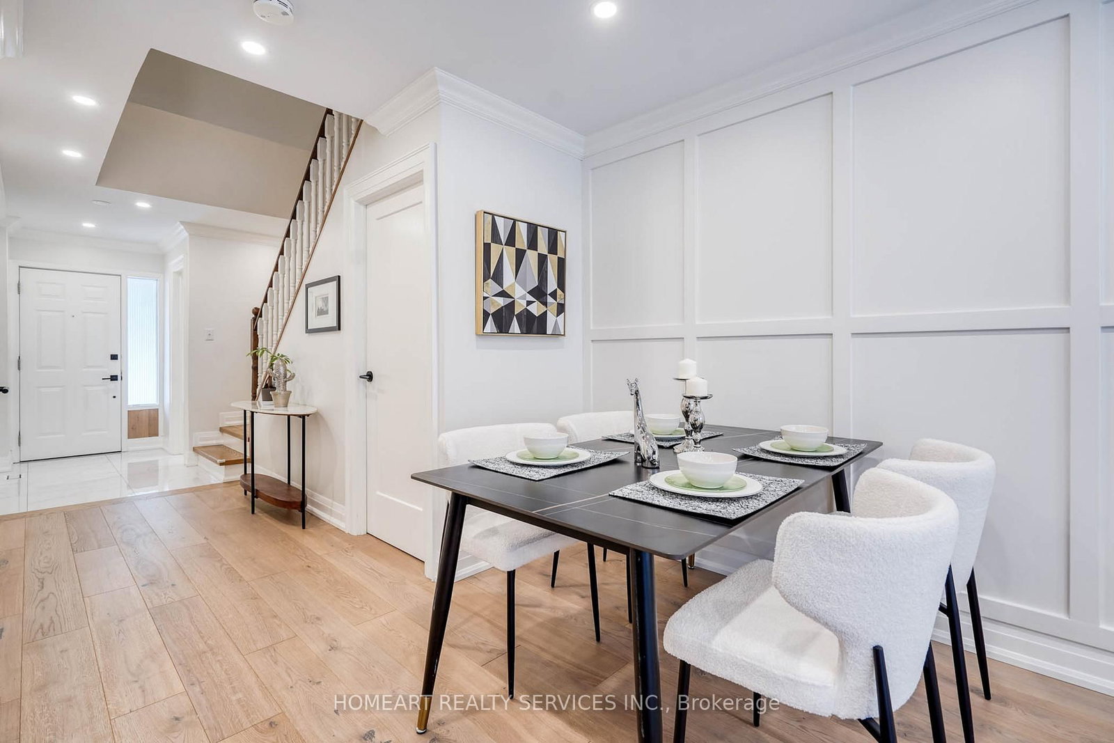 2 Camelot Way • Markham, ON photo 13