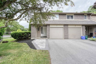 2 Camelot Way • Markham, ON photo 3