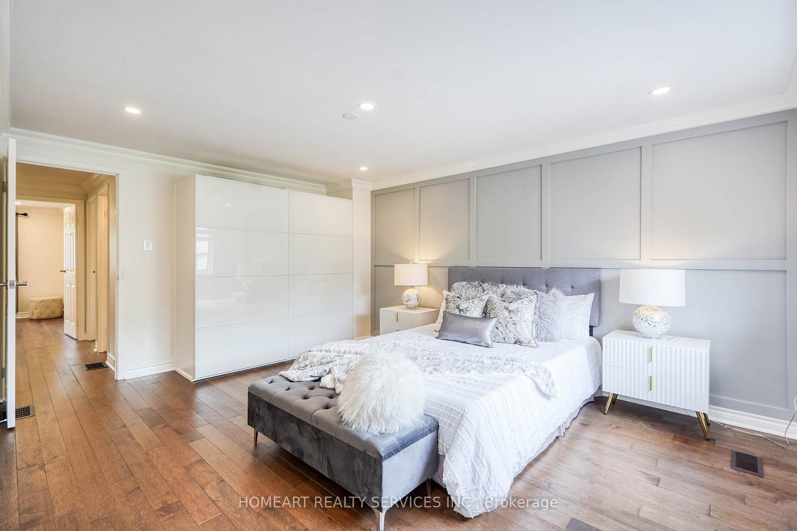 2 Camelot Way • Markham, ON photo 22