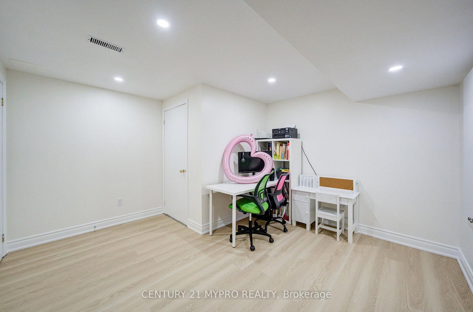 73 Pillar Rock Crescent • Markham, ON photo 17