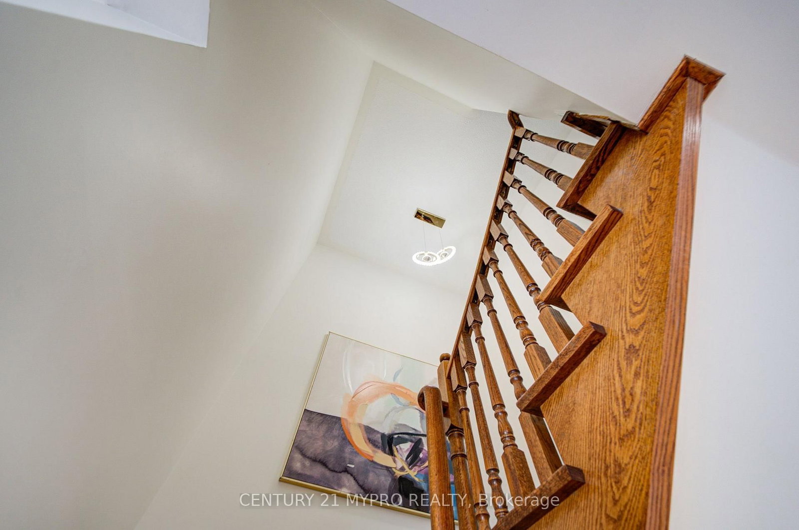 73 Pillar Rock Crescent • Markham, ON photo 4