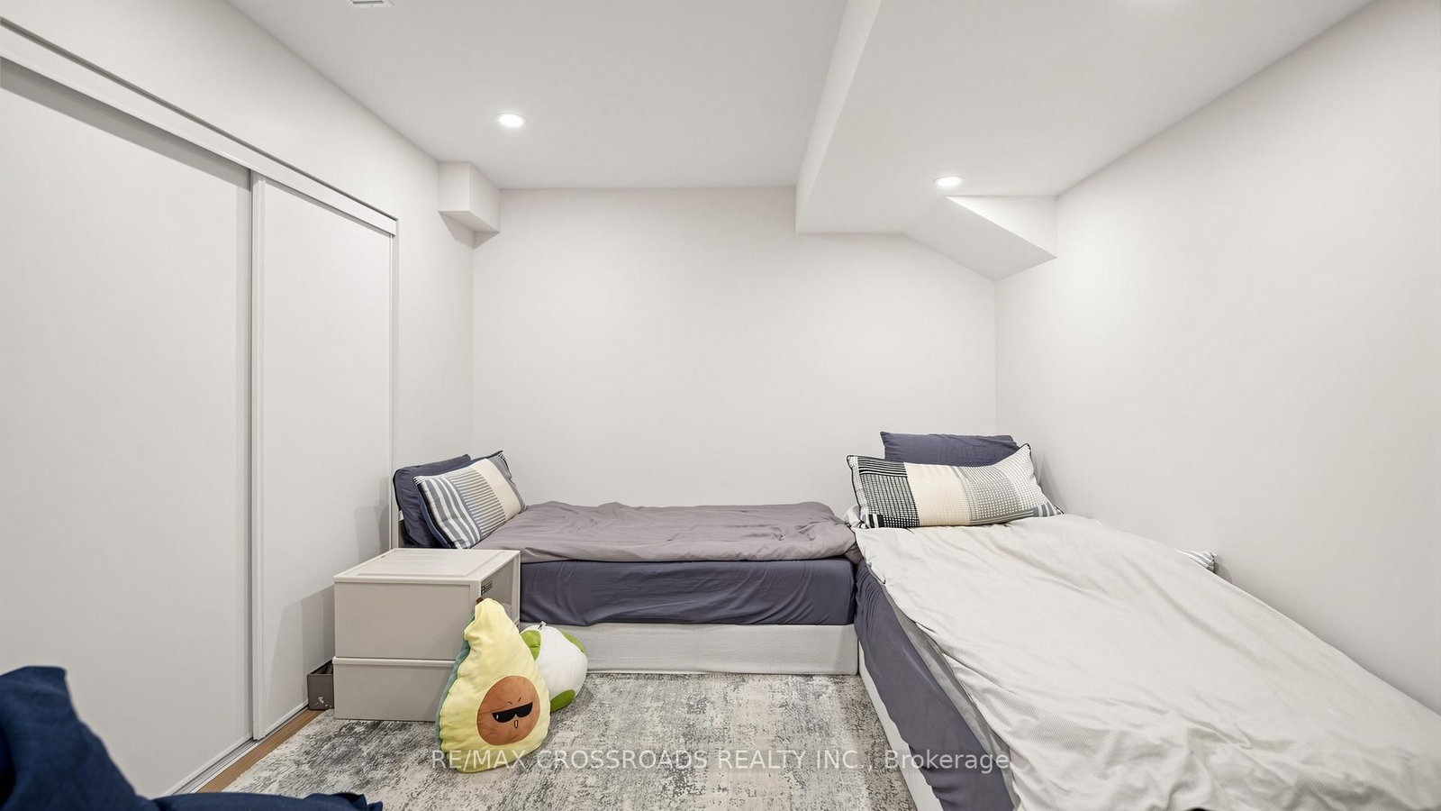 17 Sam Priestley Avenue • Markham, ON photo 38