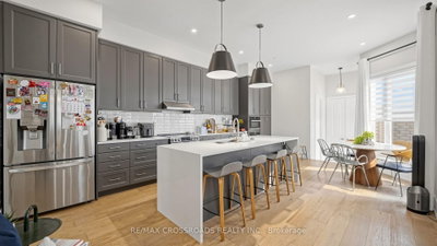 17 Sam Priestley Avenue • Markham, ON photo 7