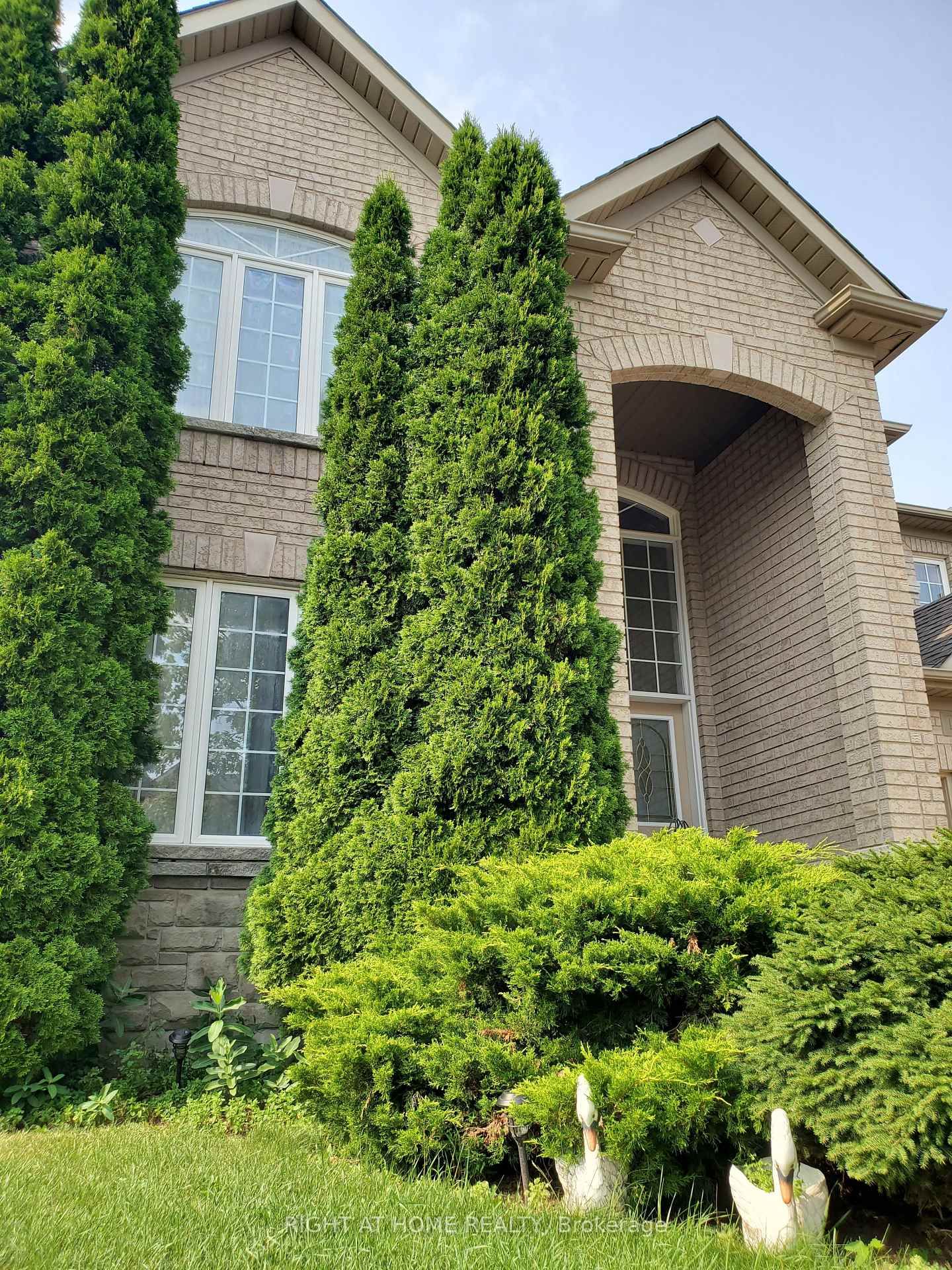 101 Townwood Drive • Richmond Hill, ON photo 38