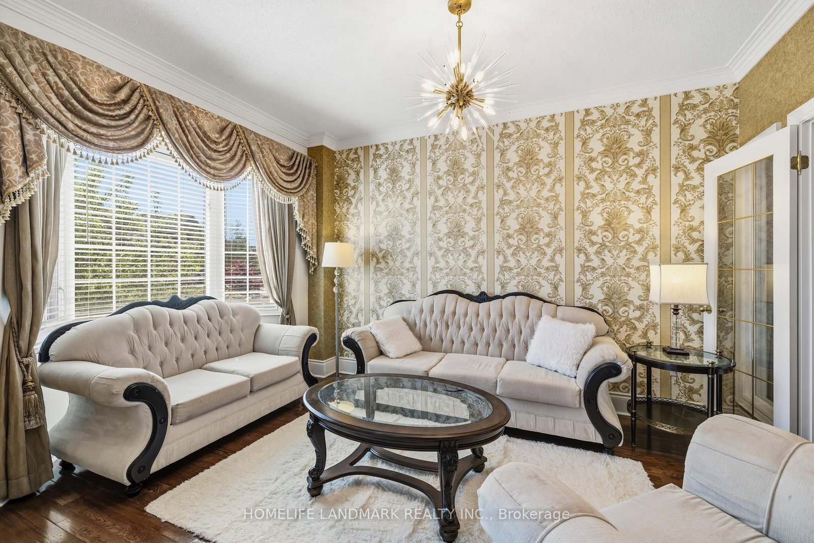 166 Tower Hill Road • Richmond Hill, ON photo 4