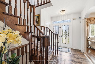 166 Tower Hill Road • Richmond Hill, ON photo 5